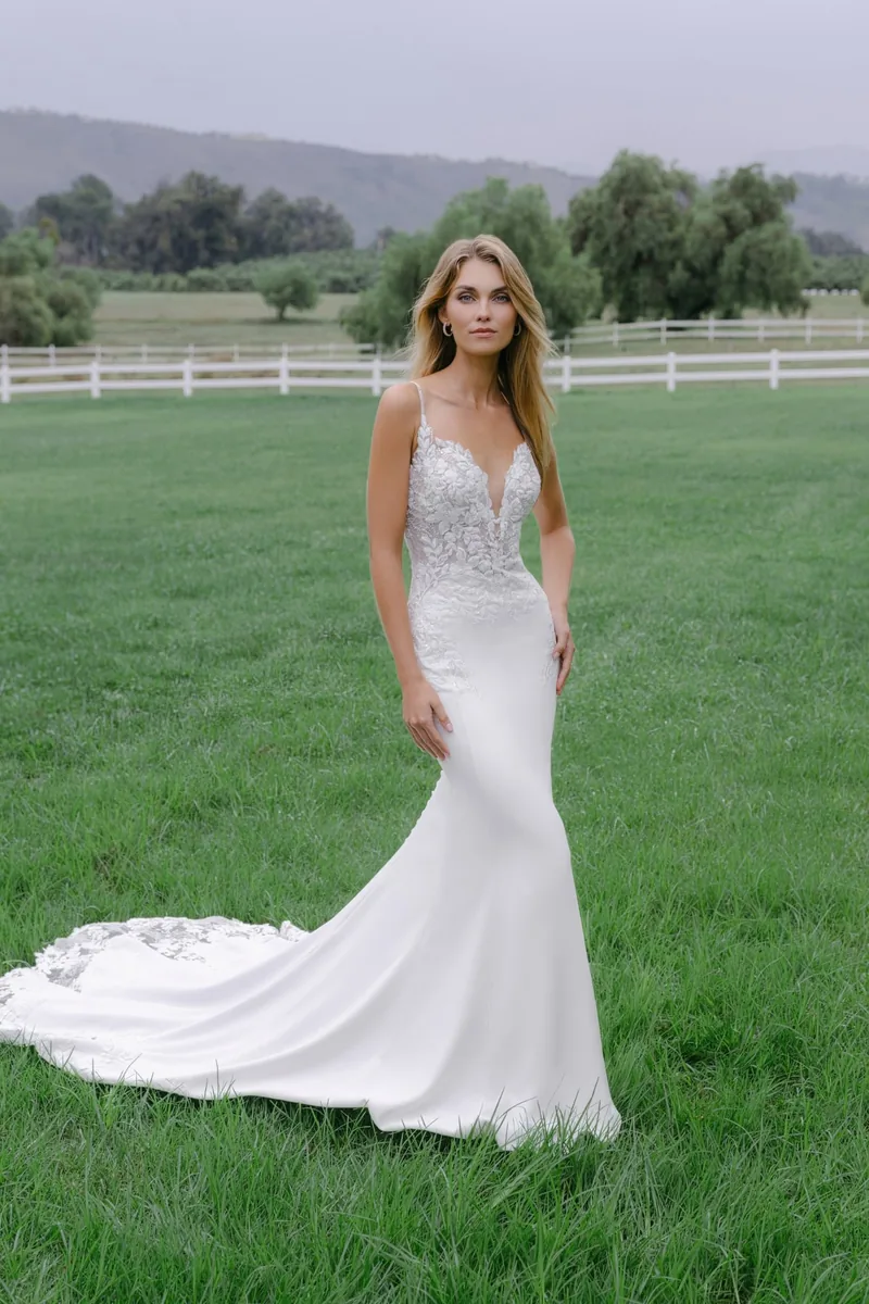 Vestido de novia sirena de encaje Allure 3450 en Belgrano