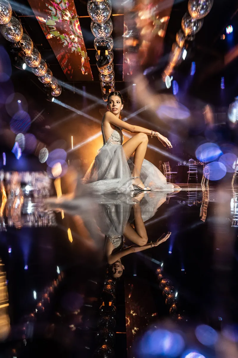 Vestido de 15 años plateado de diseño propio de Floriana Benítez en Buenos Aires
