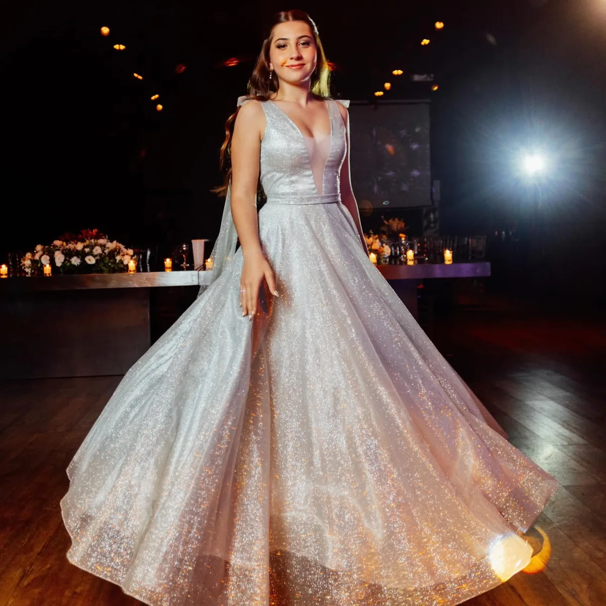 Vestido de 15 años plateado de diseño propio en atelier de Belgrano